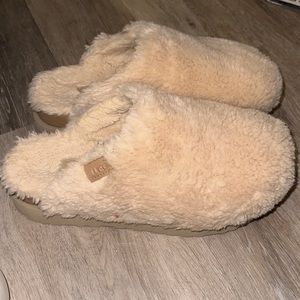 UGG slippers